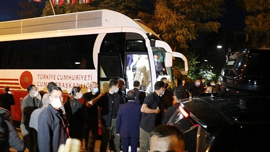 Vatandaşlardan sevgi seli