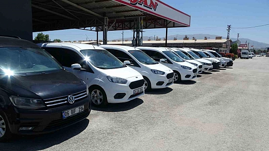 Fiyatlar sıfırlarını geçti