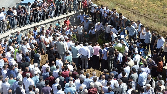 Ramazan Keskin Hoca son yolculuğuna dualarla uğurlandı
