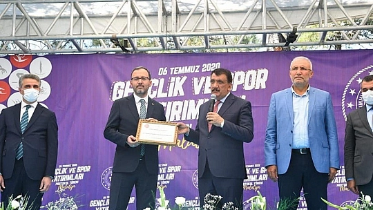 İlk imzalar atıldı