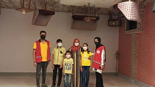 Küçük Hacer'e AVM sürprizi