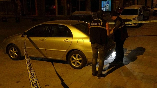 Sokak ortasında çatıştılar