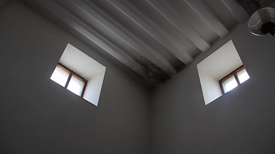 Cami onarılmayı bekliyor