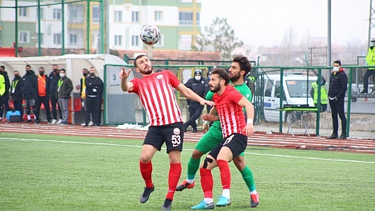 Zirve takibi sürüyor