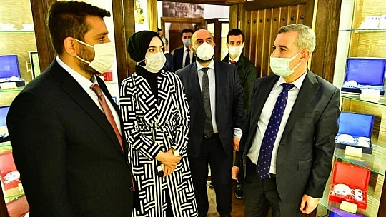 Kahve Konağını gezdiler