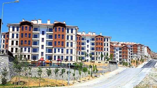 Konutlar için kura çekildi
