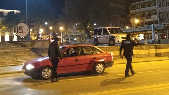 Sokaklar sessizliğe büründü