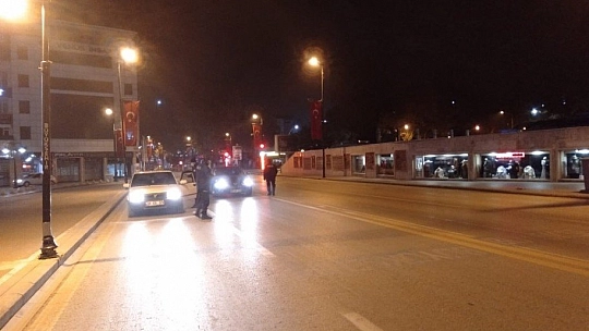 Sokaklar sessizliğe büründü