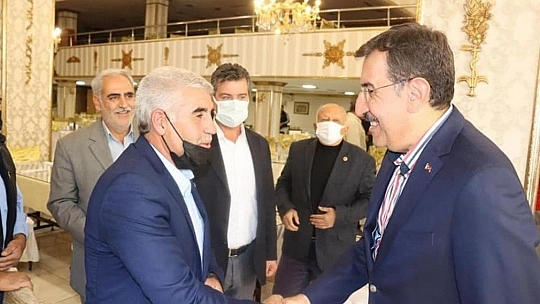 Muhtarlarla buluştu