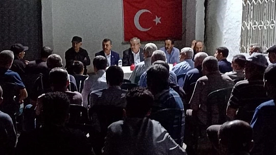 Erdoğan mahalle gezilerini sürdürüyor