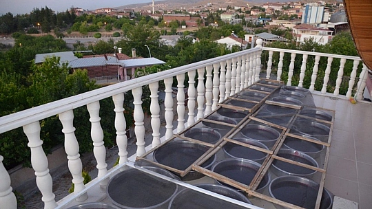 Pekmezi gramla satılıyor
