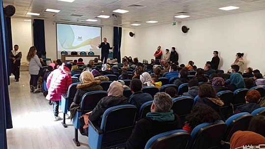 İletişim becerileri eğitimi