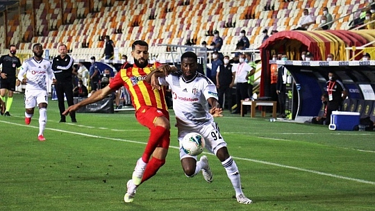 Yeni Malatyaspor 0 Beşiktaş 0 Maç devam ediyor