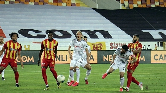 Yeni Malatyaspor 0 Beşiktaş 0 Maç devam ediyor