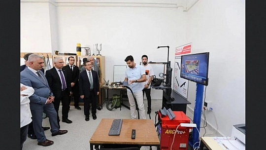Teknoloji laboratuvarı hizmette