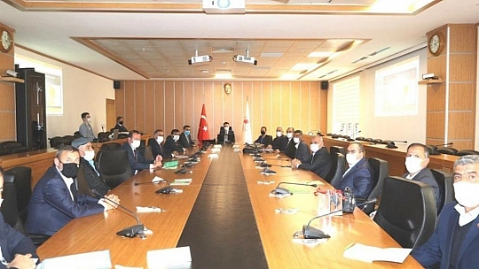 Baraj için Bakan ile görüştü