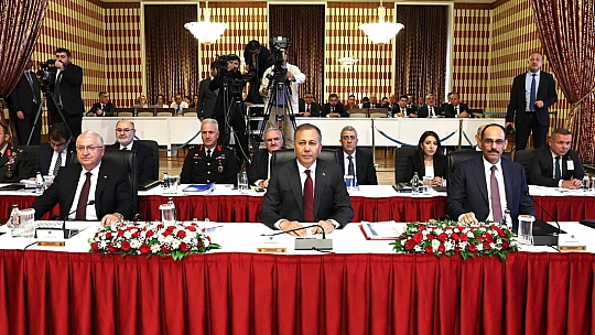 Babacan: 'Milli Dayanışma Komisyonu Şeffaflık İlkesiyle Çalışacak'