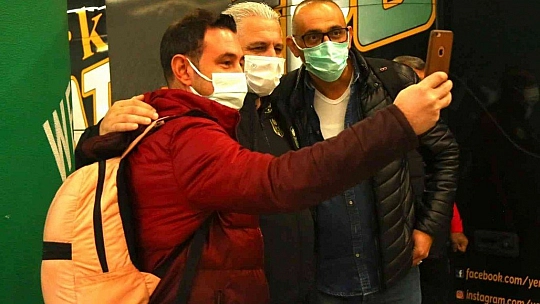 Sadık 10 gün yok