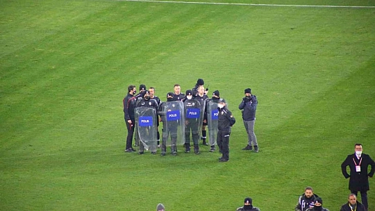 Başkan sahaya indi