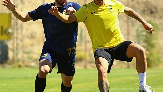 Yeni Malatyaspor farklı kazandı