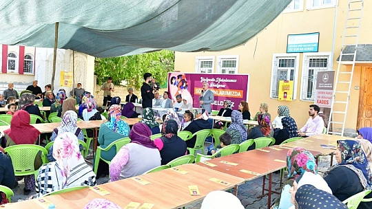 Yeşilyurt'ta söz kadınlarda