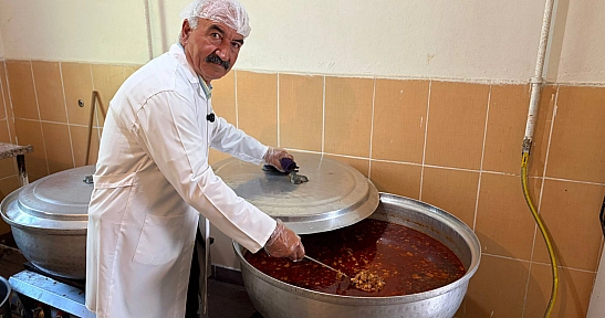 Malatya'nın özel günlerin vazgeçilmez yemeği 'Yahni'
