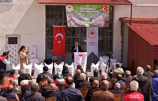 108 çiftçiye nohut tohumu dağıtıldı