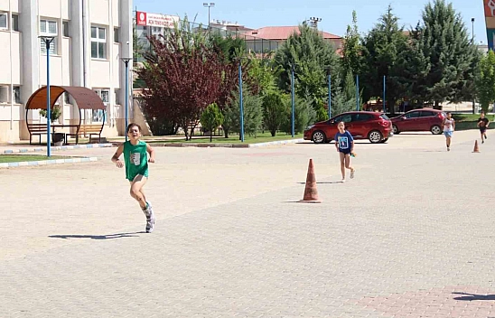 Triatlon Şampiyonası Elazığ'da gerçekleştirildi