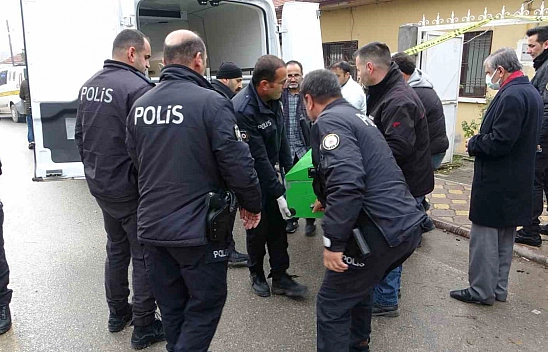 18 yaşındaki genç evinde ölü bulundu