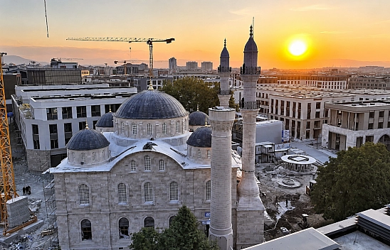 183 yıl boyunca defalarca yıkıldı ama Malatya'nın kalbi 'Teze Cami' küllerinden doğuyor!