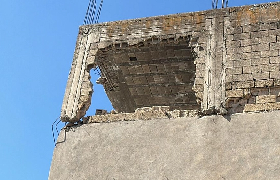 3 yıl geçti, tehlike bitmedi: Ağır hasarlı binalar hala ayakta