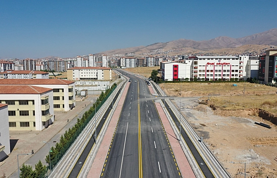 30 metre genişlik ve 4 şerit: Filistin Caddesi modern bir aksa dönüştü