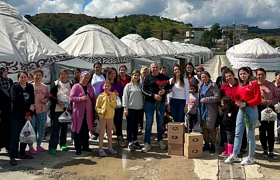 Adanalı kebapçı, depremzede kadınları unutmadı