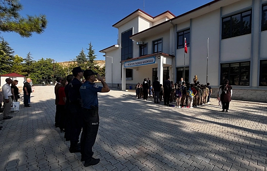 Ağın'da yeni eğitim öğretim yılı törenle başladı