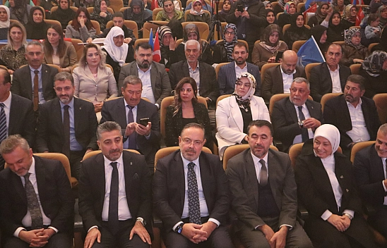 AK Parti Malatya'da Kongreyi Erteledi! Gören Mi Boyraz Mı…?