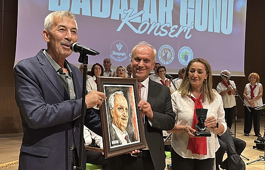 Malatya'da 'Ozanca Türküler'le Zirveye Taşındı