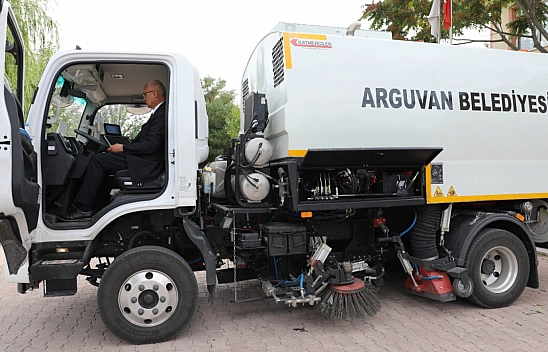 Arguvan Belediyesi filosunu güçlendiriyor