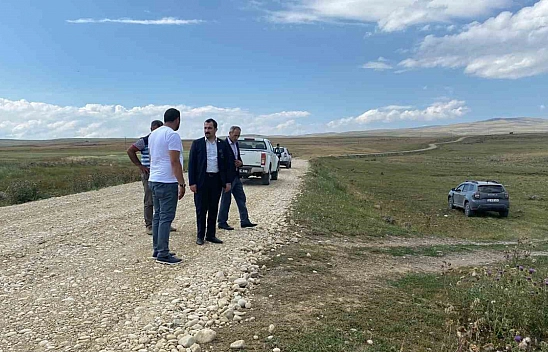 Yol Çalışmaları Aralıksız Devam Ediyor