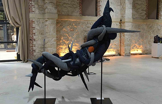 Atık tekstil malzemeleri sanata dönüştü