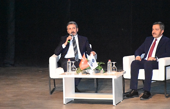 Bakan Yardımcısı Aydın, Malatya'da gençlerle buluştu