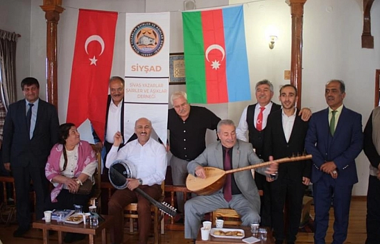 Bakü-Tebriz-Sivas edebiyat buluşması gerçekleştirildi