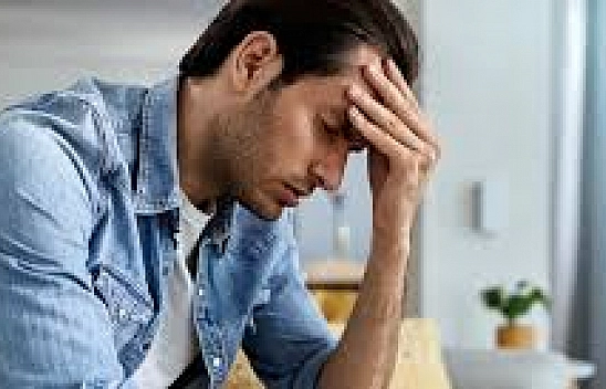 Başınız bu şekilde ağrıyorsa hiç beklemeyin!