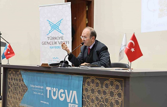 'Köklerden Göklere' konferansına katıldı