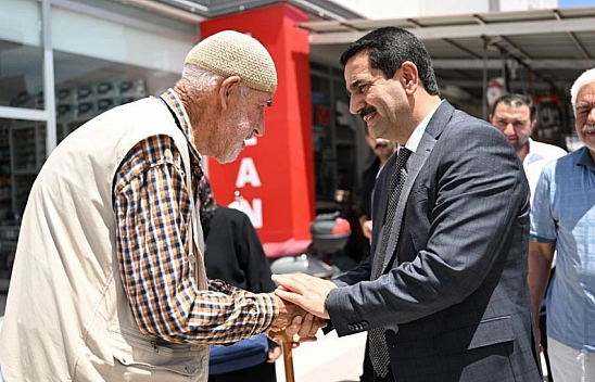 Başkan sözünü tuttu! Makam aracı yerine kendi aracını kullanıyor...