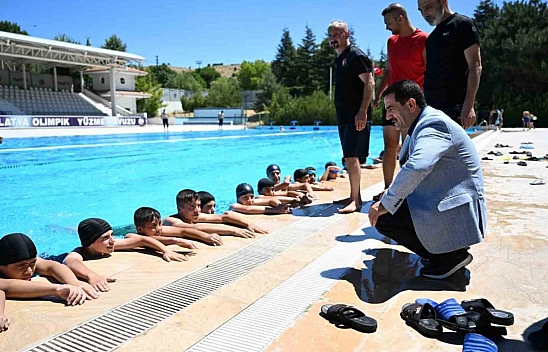 'Gençlerimizin yanındayız'