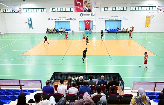 Battalgazi Belediyespor final kapısını araladı!