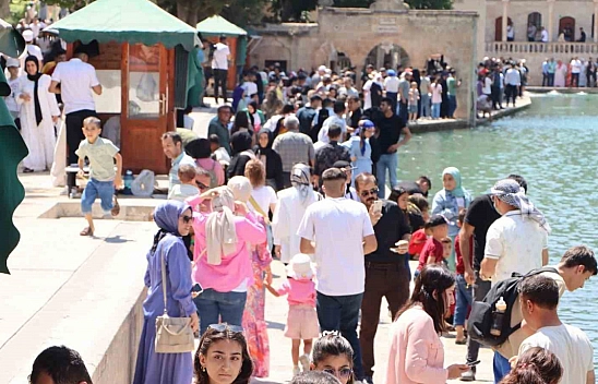 Balıklıgöl'e ziyaretçi akını