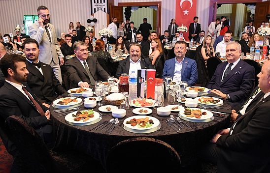 Beşiktaş'tan Malatya'da anlamlı gece: Yardımlar umut olacak