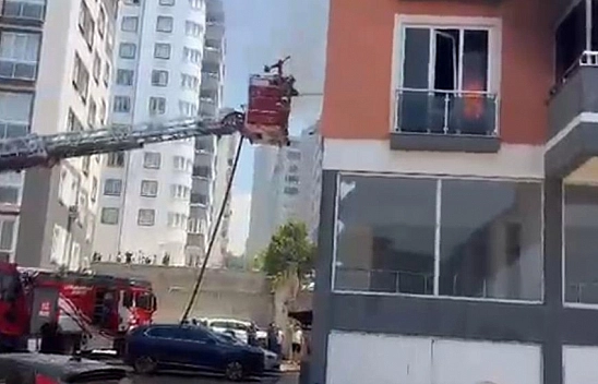 Binada çıkan yangın can aldı: 3 ölü