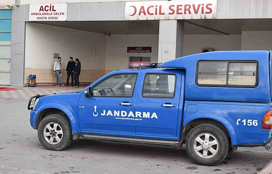 Binmeye çalıştığı otobüs çarptı
